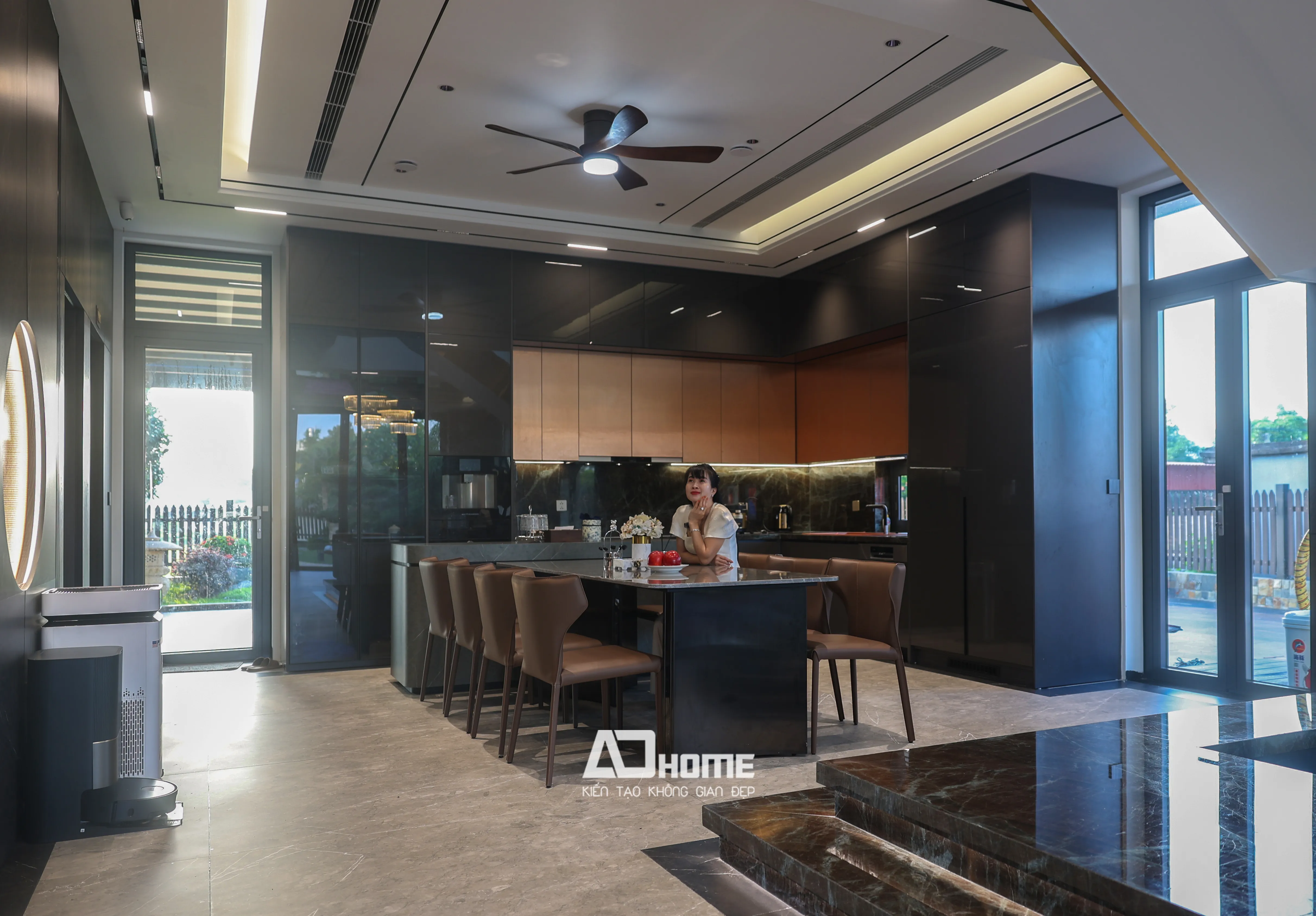 Thi công bếp trọn gói Vinhomes thiết kế sang trọng bởi ADHome