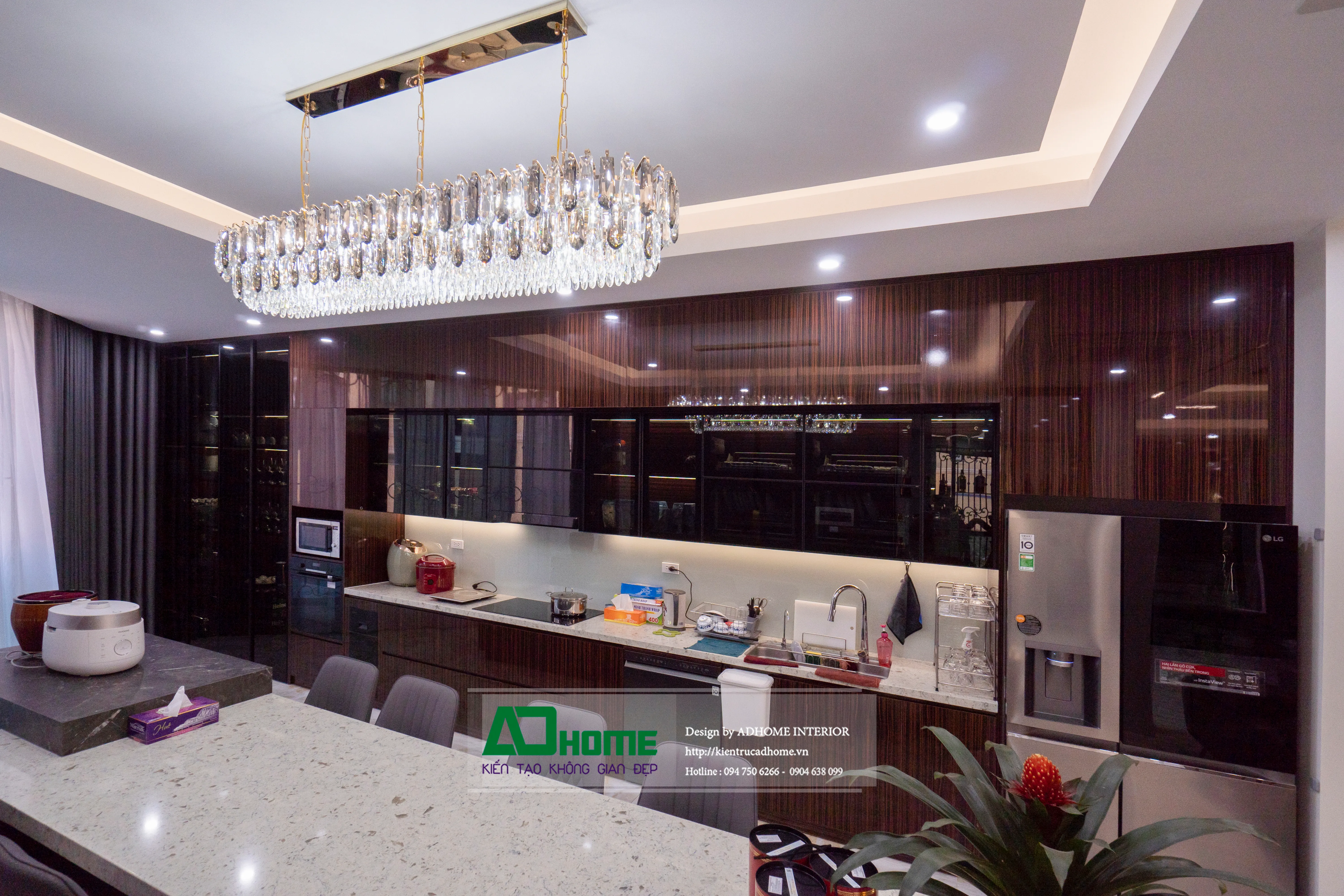 Thi công nội thất phòng bếp phong cách hiện đại cho nhà phố, bố trí khoa học và tiện nghi 01