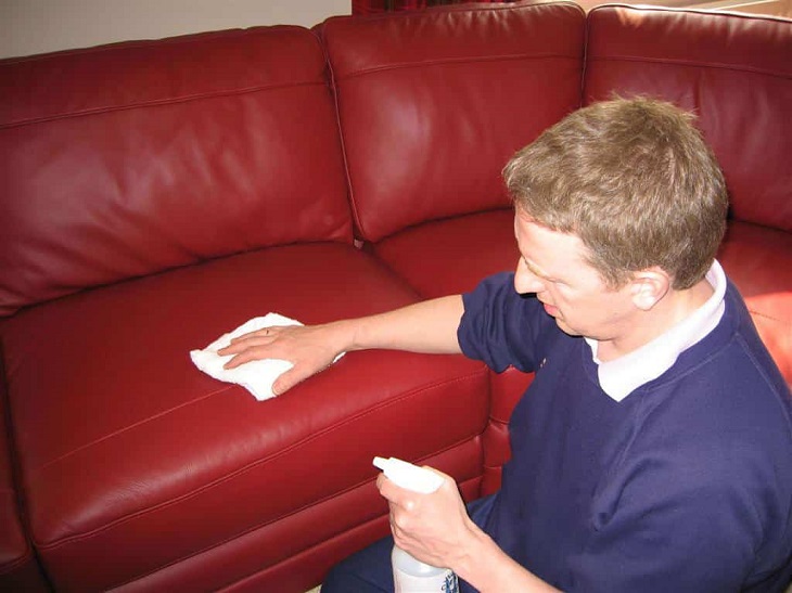 Hướng dẫn bảo dưỡng và vệ sinh ghế sofa da thật từ chuyên gia